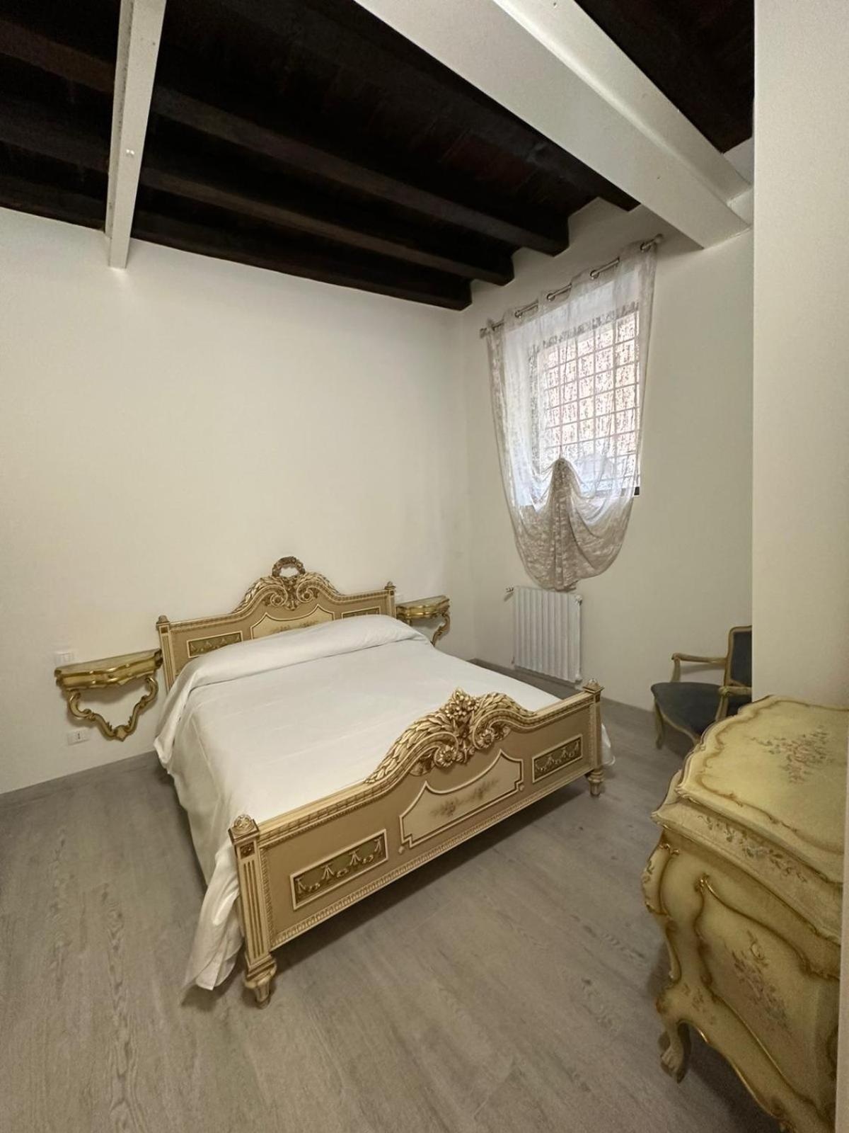 Al Campanile Apartment Verona Exterior foto