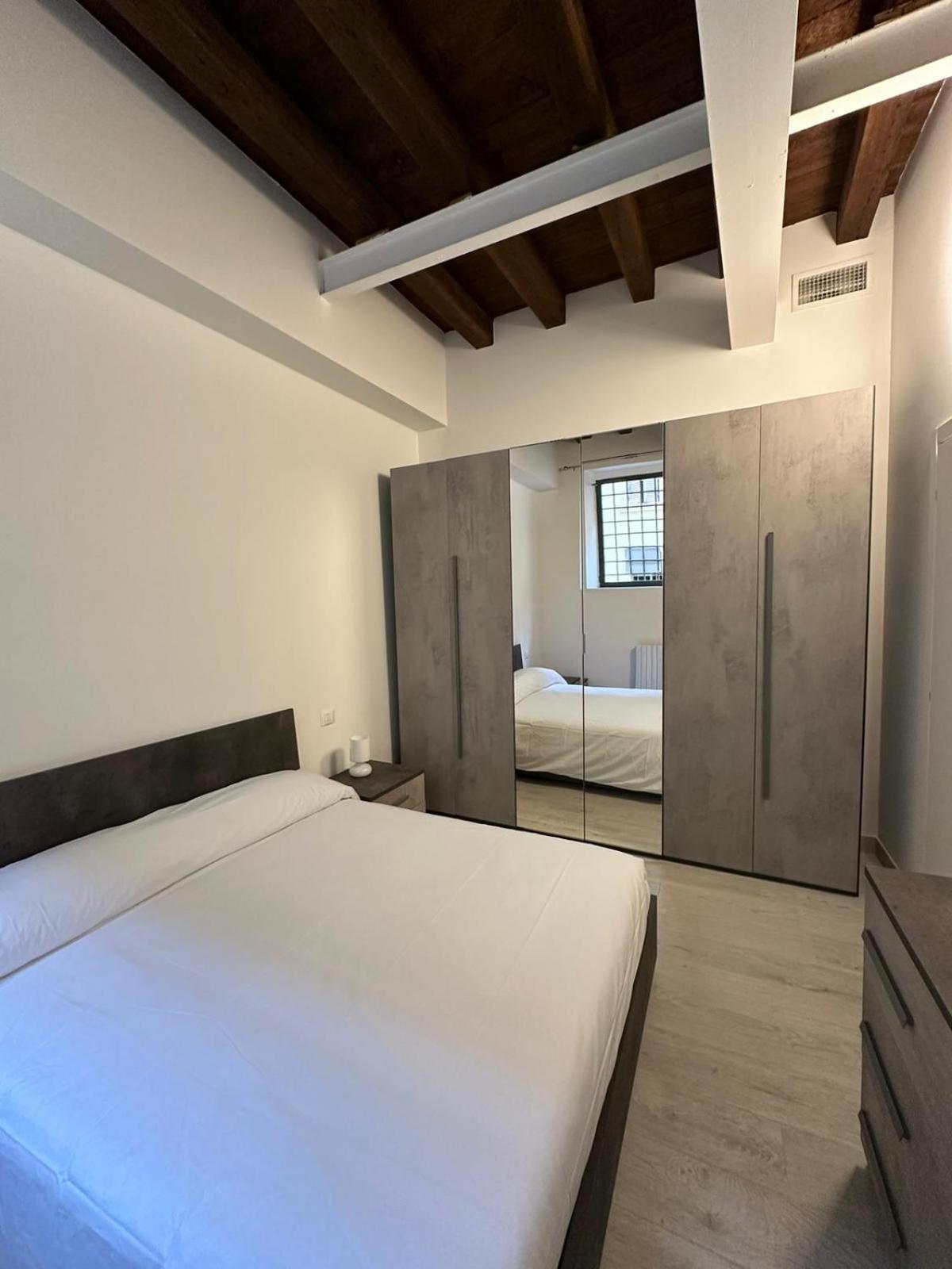 Al Campanile Apartment Verona Exterior foto